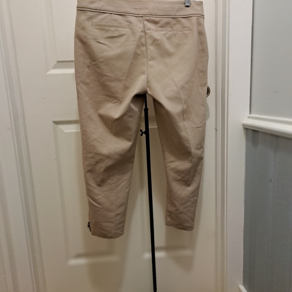 Apt. 9 Beige Golf Capri Size 8 #79 - Picture 6 of 7